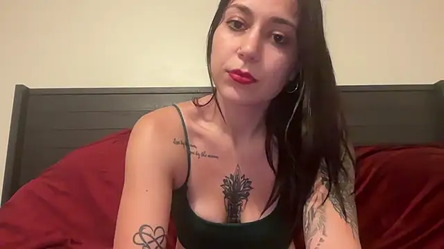 QueenLolaX online show from October 10, 3:49 am