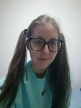 Snapshot of Sarah459 chatting on November 3, 6:42 pm Sarah459 online show from November 3, 6:42 pm