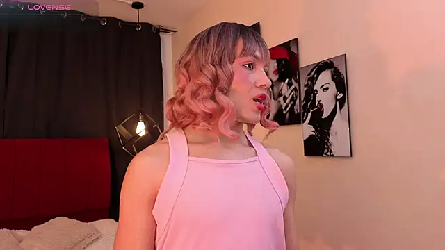 Megan Do Santos online show from October 20, 8:42 pm