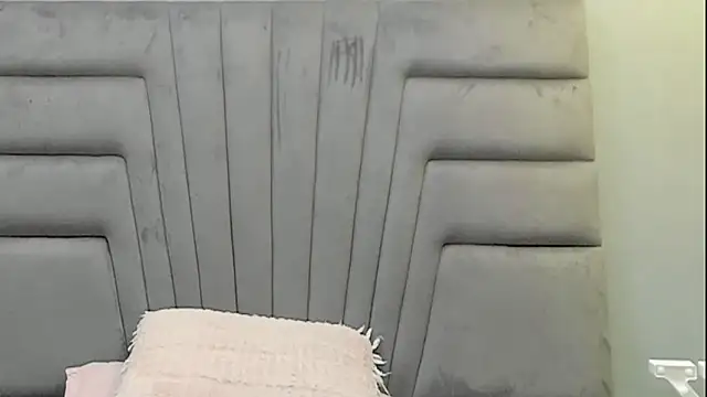 Snapshot of angel_adamx chatting on November 5, 3:17 am angel adamx online show from November 5, 3:17 am