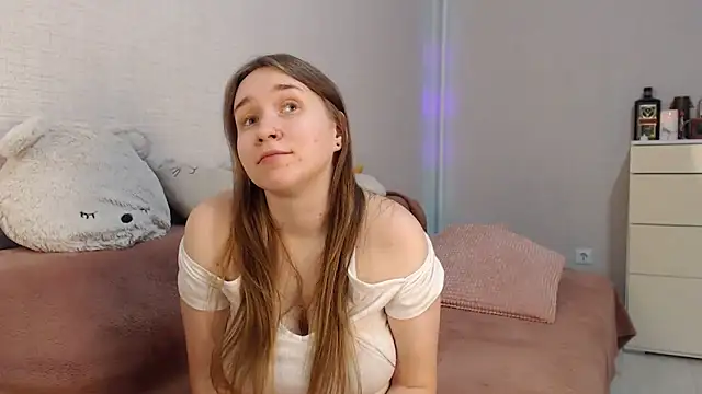 Snapshot of lovely_hayley chatting on February 5, 12:31 am lovely hayley online show from February 5, 12:31 am
