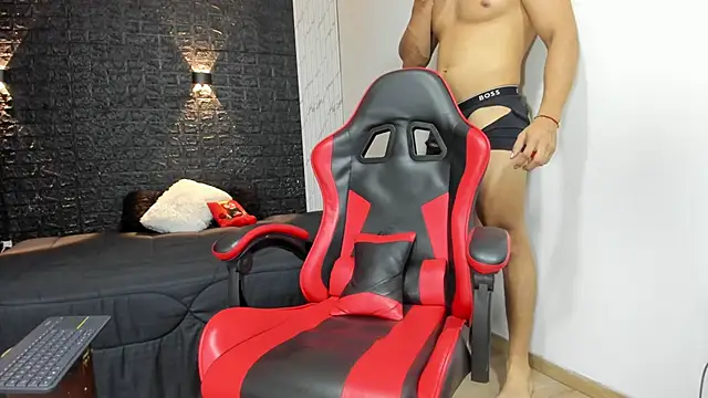 taurus boy1 online show from February 27, 11:16 pm