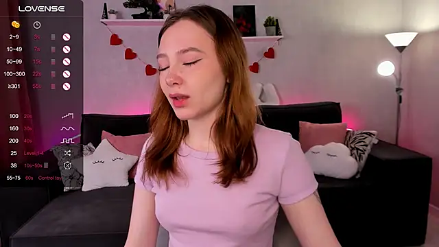 LanaBlu  online show from October 4, 2:42 am