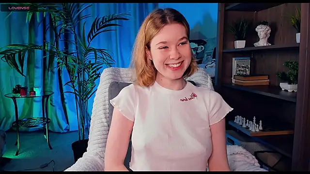 PollyHathor online show from February 21, 9:43 pm