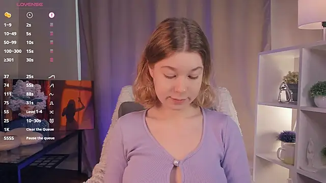 PollyHathor online show from October 16, 8:37 am