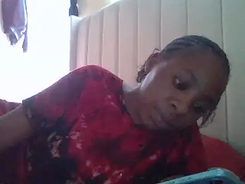 Snapshot of Queen_loveer chatting on February 9, 10:53 am Queen loveer online show from February 9, 10:53 am