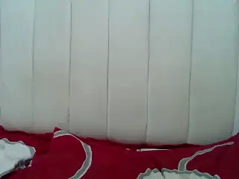 Snapshot of Queen_loveer chatting on March 8, 12:33 am Queen loveer online show from March 8, 12:33 am