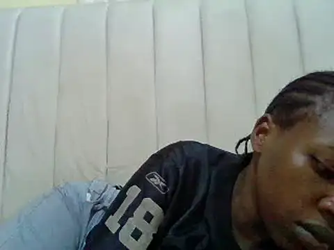 Snapshot of Queen_loveer chatting on March 14, 4:40 pm Queen loveer online show from March 14, 4:40 pm