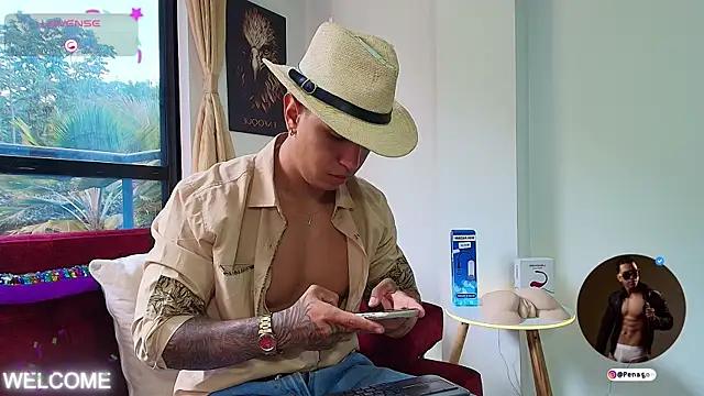 Taylor John online show from September 13, 9:03 pm