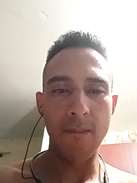 Snapshot of paisa233 chatting on October 4, 4:21 am paisa233 online show from October 4, 4:21 am