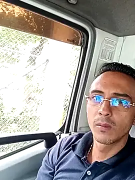 Snapshot of paisa233 chatting on November 27, 3:36 pm paisa233 online show from November 27, 3:36 pm