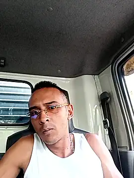 Snapshot of paisa233 chatting on January 14, 3:50 pm paisa233 online show from January 14, 3:50 pm