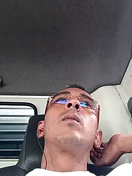 Snapshot of paisa233 chatting on March 2, 8:59 pm paisa233 online show from March 2, 8:59 pm