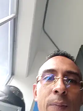 Snapshot of paisa233 chatting on March 6, 8:38 pm paisa233 online show from March 6, 8:38 pm