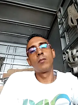 Snapshot of paisa233 chatting on April 6, 5:36 pm paisa233 online show from April 6, 5:36 pm