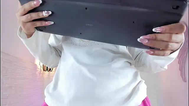 Snapshot of mia_six66 chatting on February 23, 11:44 am mia six66 online show from February 23, 11:44 am