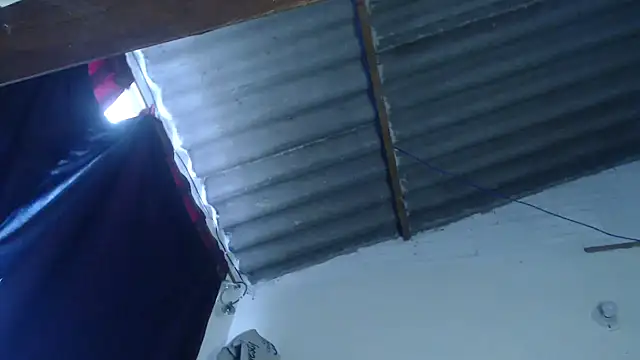 Zafiro subversiva online show from January 10, 2:02 pm