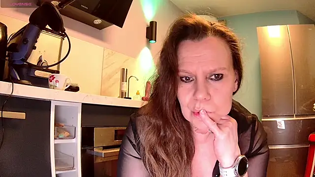 Snapshot of Endrocleia chatting on January 16, 8:03 pm Endrocleia online show from January 16, 8:03 pm