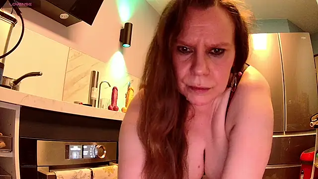 Snapshot of Endrocleia chatting on January 20, 11:21 pm Endrocleia online show from January 20, 11:21 pm