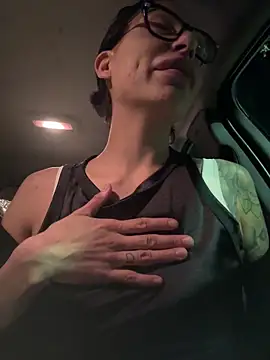 myloveforyouu online show from February 10, 3:54 am