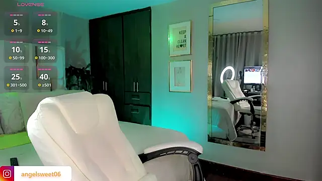 Snapshot of ANGELL06 chatting on March 15, 5:41 am ANGELL06 online show from March 15, 5:41 am