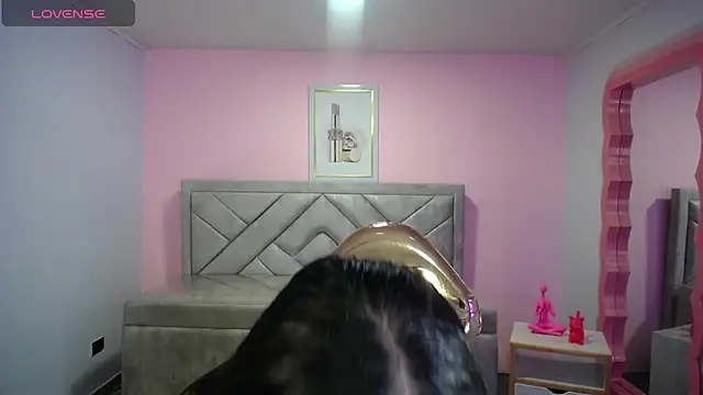 lizzyluk ch online show from November 8, 4:51 pm