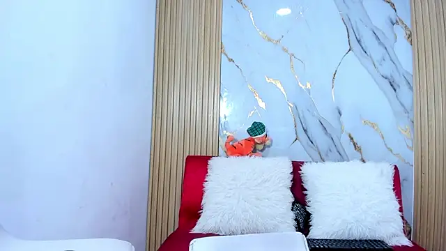 Luluu 08 online show from March 15, 1:17 pm