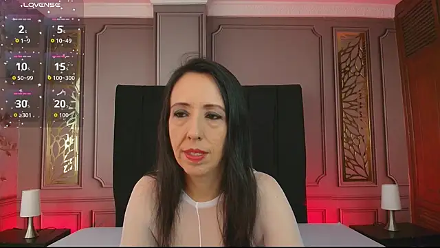 Bonnie  milf online show from October 1, 12:00 pm