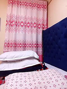 Sexyxcurves online show from January 16, 8:51 am