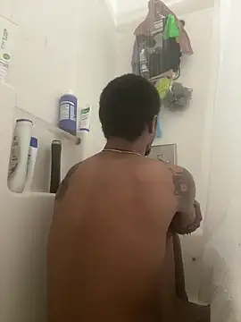 rayyymack online show from March 10, 9:40 pm