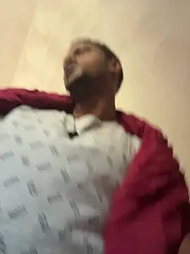 rayyymack online show from April 24, 1:35 pm