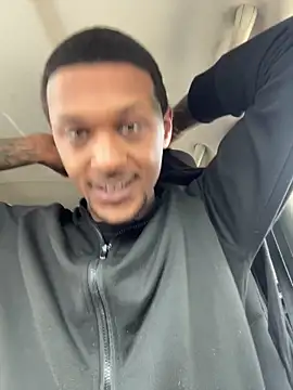 rayyymack online show from April 25, 4:48 pm