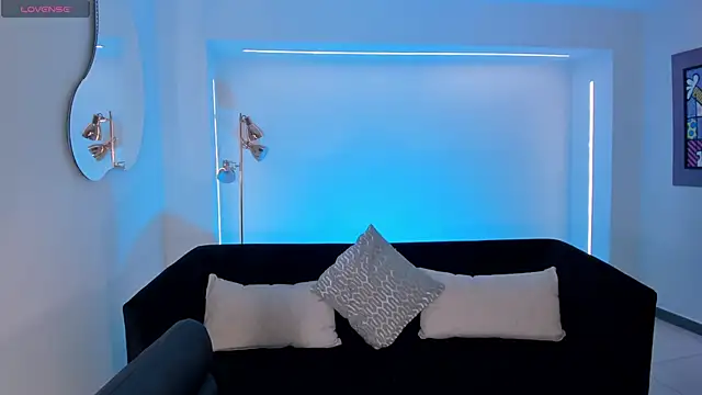 Snapshot of MariaHerrera_ chatting on April 28, 2:27 am MariaHerrera online show from April 28, 2:27 am