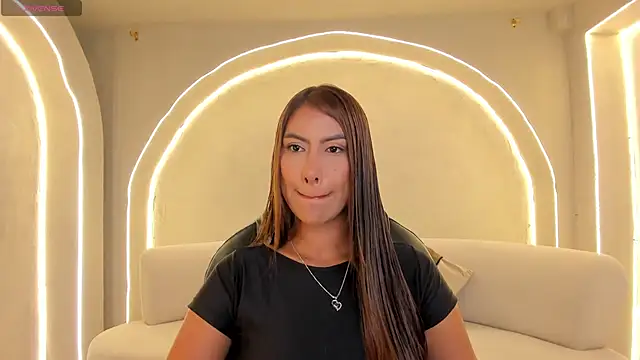 ArianaDumont online show from January 9, 11:02 am