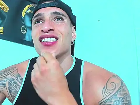 Snapshot of jack_pergurtson01 chatting on March 18, 10:14 am jack pergurtson01 online show from March 18, 10:14 am