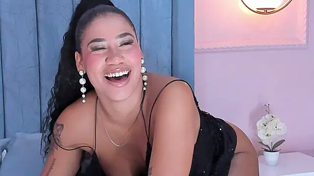 Salome Diaz  online show from February 6, 4:10 am