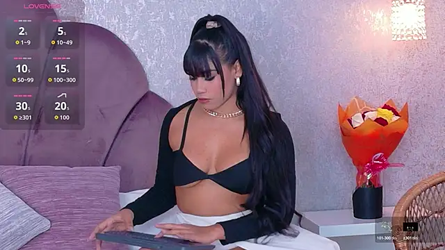 Salome Diaz  online show from June 6, 4:39 am