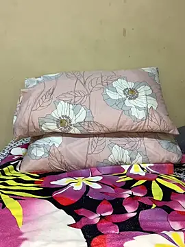 HornyxLadie online show from March 6, 12:54 am