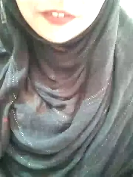 Snapshot of Indian-Nazia chatting on January 27, 8:18 am Indian-Nazia online show from January 27, 8:18 am