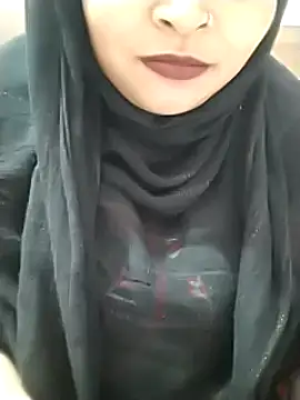 Snapshot of Indian-Nazia chatting on February 5, 3:52 pm Indian-Nazia online show from February 5, 3:52 pm