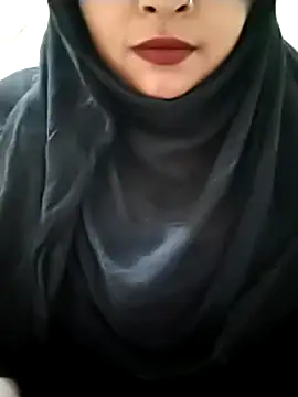 Snapshot of Indian-Nazia chatting on March 18, 7:10 pm Indian-Nazia online show from March 18, 7:10 pm
