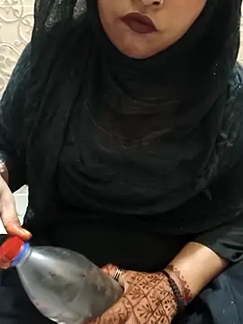 Snapshot of Indian-Nazia chatting on September 15, 7:47 pm Indian-Nazia online show from September 15, 7:47 pm