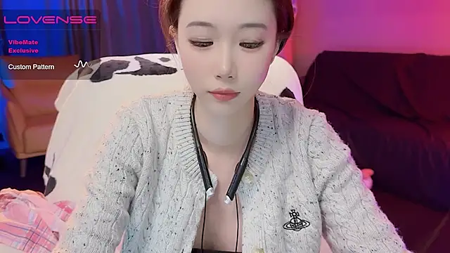 JoooJo  online show from December 4, 6:39 pm