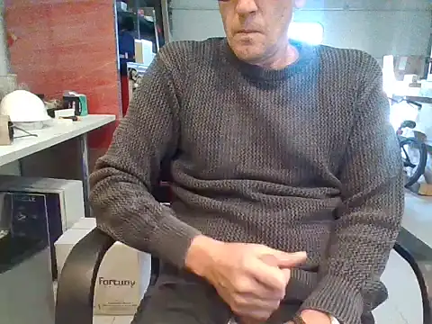 Snapshot of Raimundo1971 chatting on March 25, 1:50 pm Raimundo1971 online show from March 25, 1:50 pm