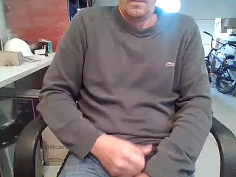 Snapshot of Raimundo1971 chatting on April 15, 2:24 pm Raimundo1971 online show from April 15, 2:24 pm