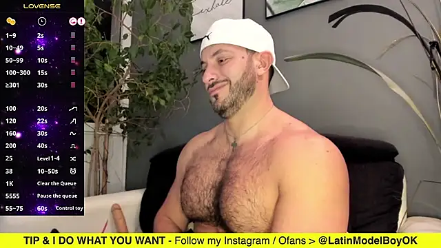 arielenbsas online show from February 18, 3:53 am