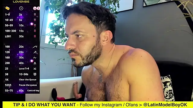 arielenbsas online show from February 28, 9:44 pm