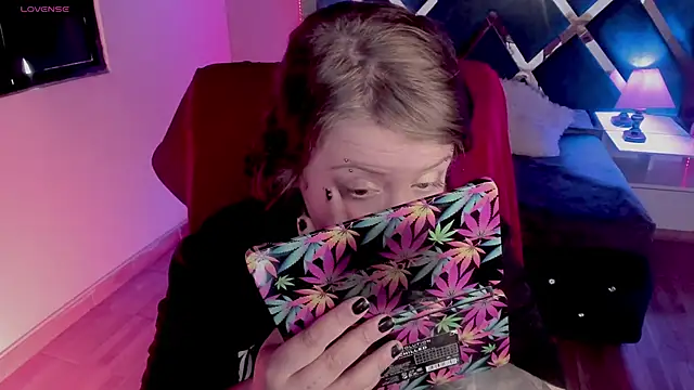 Sabrina scarlett online show from March 14, 4:51 pm