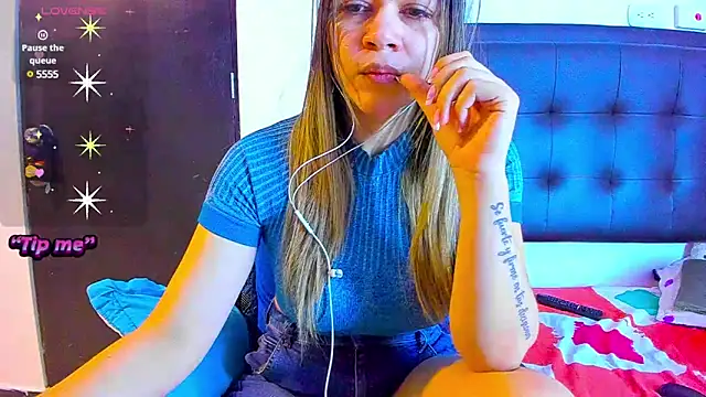 daniela beauty online show from December 12, 9:48 pm