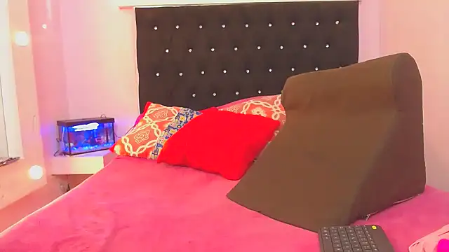 kittybonxx online show from December 13, 12:06 pm